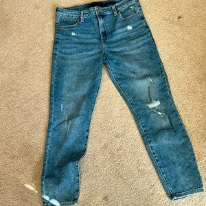NWOT Kendall + Kylie Ultra Babe skinny jeans in size 13/31. So cute!